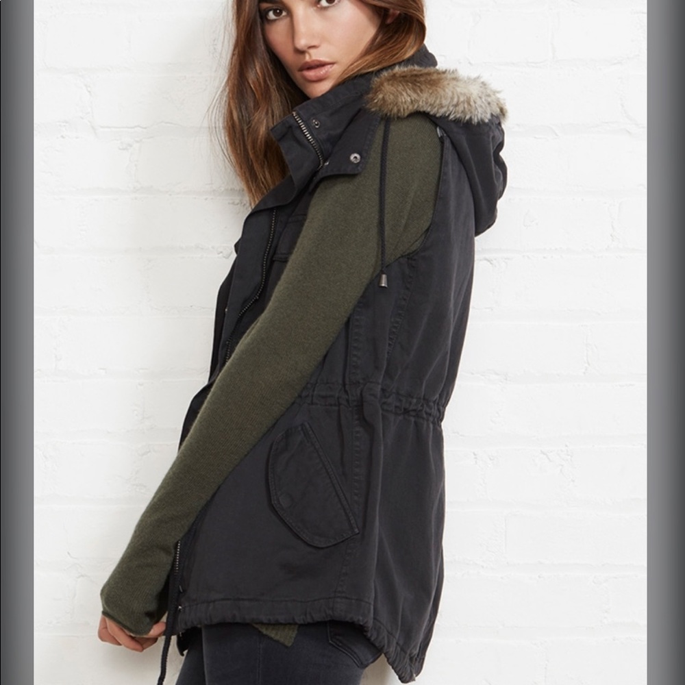 velvet by graham & spencer odela vest, size s/m